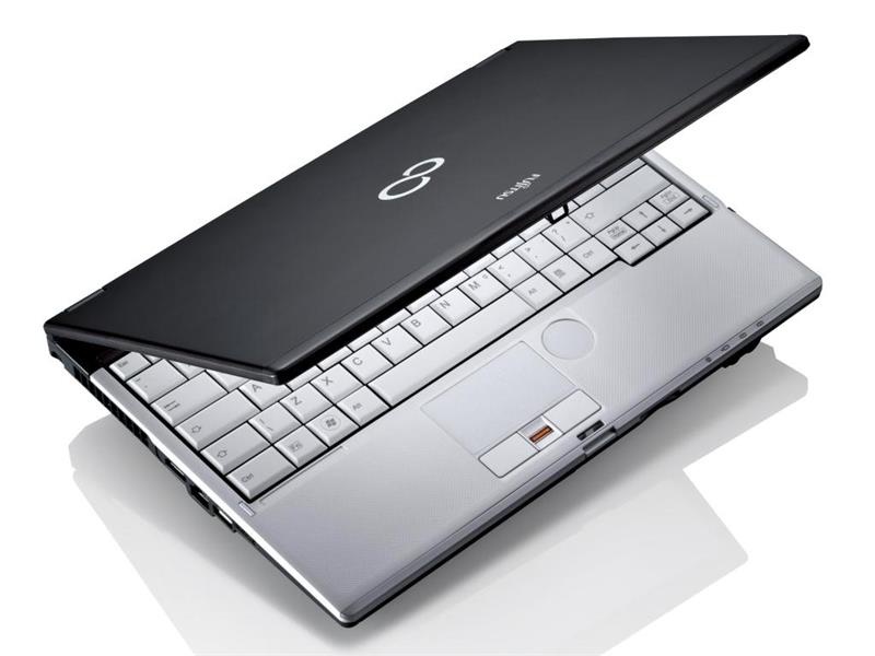 Ноутбук Fujitsu LIFEBOOK E751 фото 4